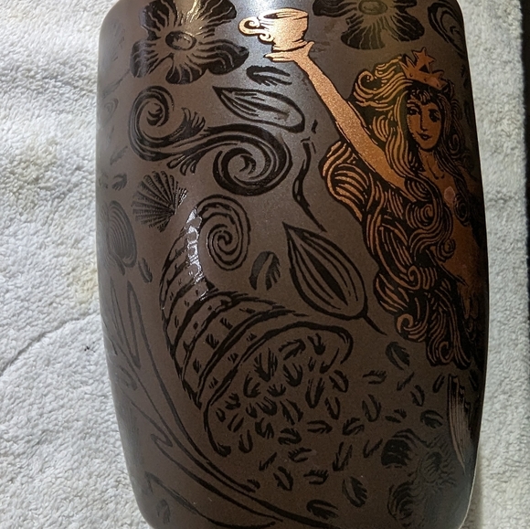 Starbucks 40th anniversary mug - Picture 2 of 5